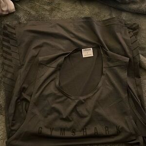 Grey gymshark tank